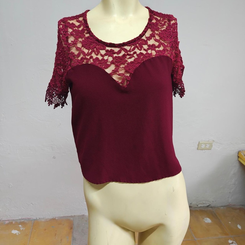 A'Gaci Burgundy Lace Top Short Sleeve Sweetheart Blouse Red Small